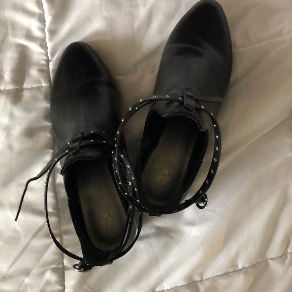 Ankle Boots with ankle strap